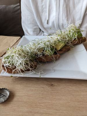 Avo on toast at Airampo in Lima