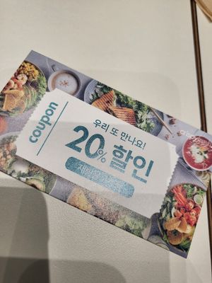 This branch seems to always give these at Crispyfresh 크리스피프레시 - AK Plaza in Seongnam