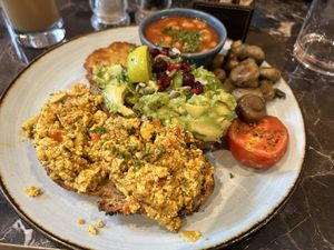 Full english  at Victoria House in London