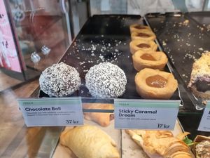 Vegan labelled at Espresso House in Esbjerg