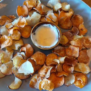 Chips com maionese vegana at Boavida in Matosinhos