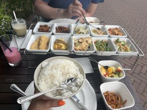   at Batavia in Arnhem