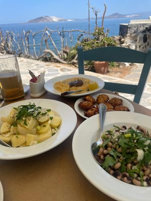  at Oxos in Nisyros