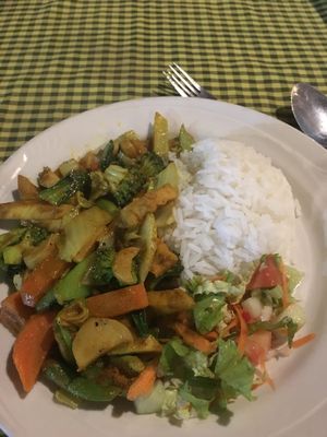 Rice and curry with tofu at Veggie Tables in Vang Vieng