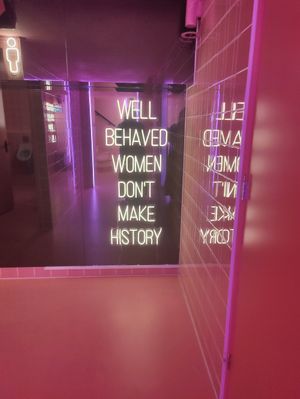  at Donna's Social Club in Groningen