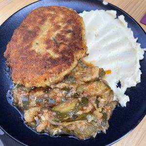 Veggi Steak mit mashed Potatoes   at Do Ručak in Sibenik