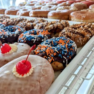 Vegan donuts at Van Pelt Family Bakery in Alachua