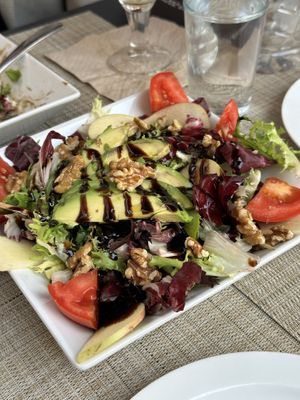 Avocado salad  at LA TASCA in Vilanova I La Geltru
