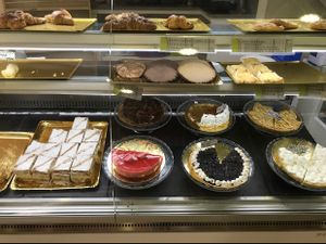 pasteles veganos  at Tres Semillas in Alicante