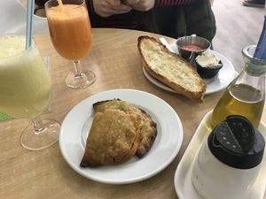 our breakfast  at Tres Semillas in Alicante