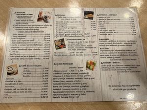 Menu back  at Tres Semillas in Alicante