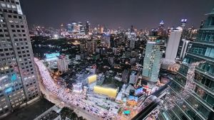 View from the balcony when it was time to go at Bangkok Heightz in Bangkok