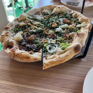 Onion pizza  at Everyday Pizza in Denver