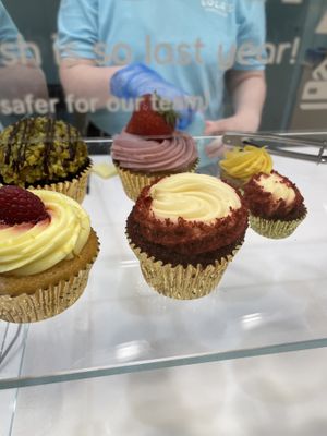 vegan selection, regular and mini  at Lola's Cupcakes in Watford