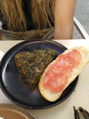 Spinach tarte with pan con tomate at Santa Vegana in Barcelona