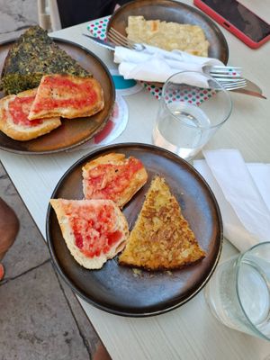 Lunch at Santa Vegana in Barcelona