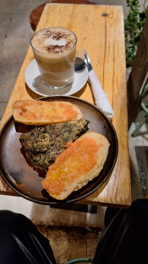 Tortilla de espinaca con 🇪🇸👌🏻 at Santa Vegana in Barcelona