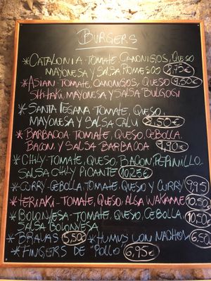 Hamburguesas (y otros) at Santa Vegana in Barcelona