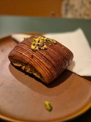 Pistachio pastry at Santa Vegana in Barcelona