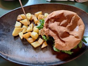 Hamburguesa catalana at Santa Vegana in Barcelona