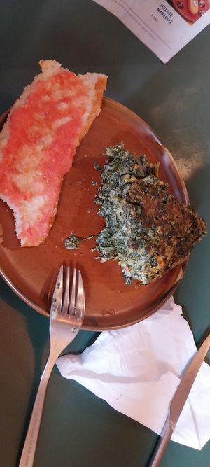 Tortilla de espinacas at Santa Vegana in Barcelona