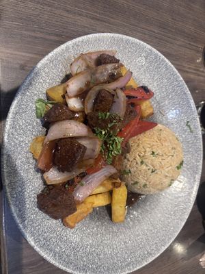   at Doomo Saltado in Lima