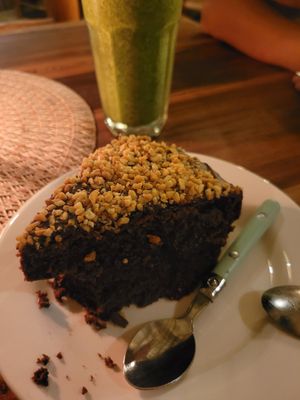 amazing vegan chocolate cake at Veggie Kitchen in Palomino