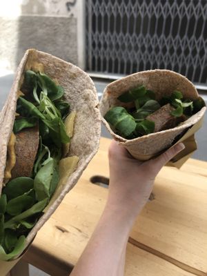 Burgers in wraps  at Vegan Come Koala in Pisa