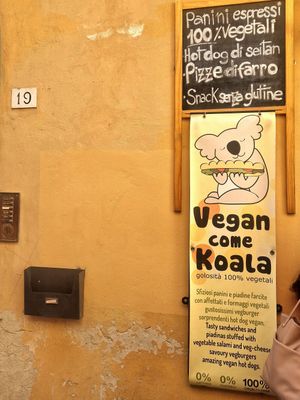  at Vegan Come Koala in Pisa