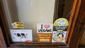 Door Stickers at Vegan Come Koala in Pisa