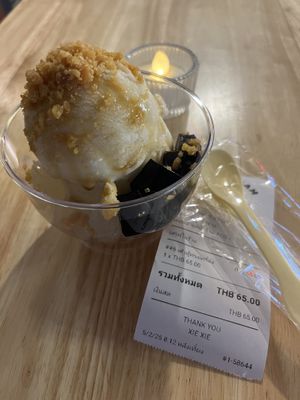   at Yuan Yuan Mân Mân in Bangkok