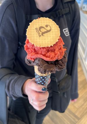 Strawberry & dark chocolate   at Aroma Gelato Boutique in Zadar