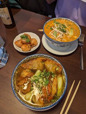 Power balls, wonton soup (52) and laksa at U&Mi in Warsaw