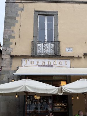 Outside   at Caffeteria Turandot in Lucca