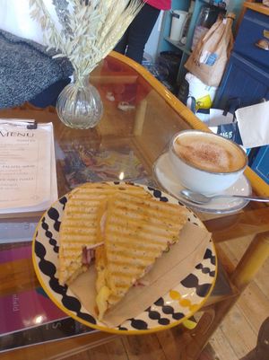 What a little gem of a cafe at Solar Sisters in Guildford