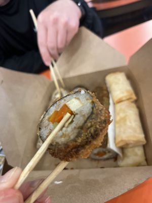 Hot roll, crispy outer   at Dr. Sushi Veg in Manaus