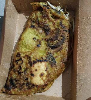 Tofu and mushroom omelette at Le Petit BouiBoui in Montreal