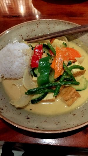 Green tofu curry - 12,90€ at Good Morning Vietnam in Berlin