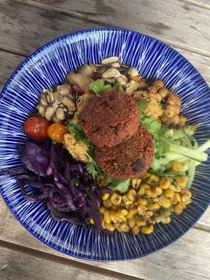 Salat Bowl  at Sonderling in Bielefeld