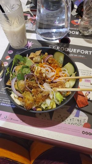 Le Bun Dau at Bamboo in Millau