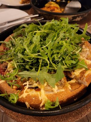 Vegan pan pizza   at Pizza Hut in Stuttgart