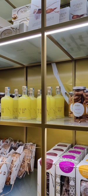 Limoncello at De Vivo dal 1955 in Pompei