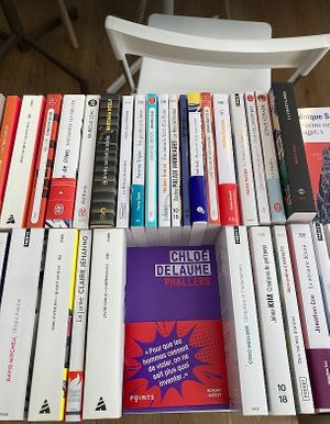  at Flora Lit in Paris