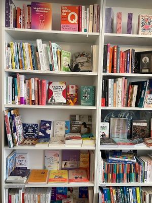  at Flora Lit in Paris