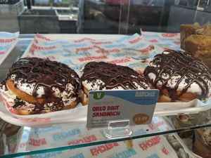 Oreo sandwich at Batch'd in Sheffield