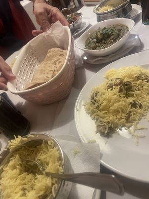 Chapati saag aloo  at Everest Spice in Fuerteventura