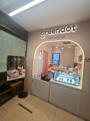 Counter view ~ 31/5/23 at Greendot Patisserie in Central Singapore