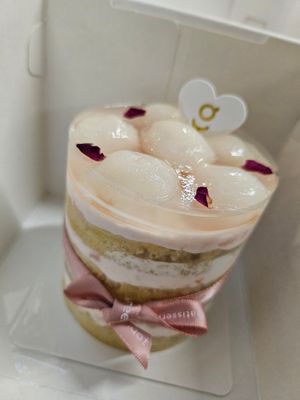 Too sweet for me. . 22/9/23' at Greendot Patisserie in Central Singapore