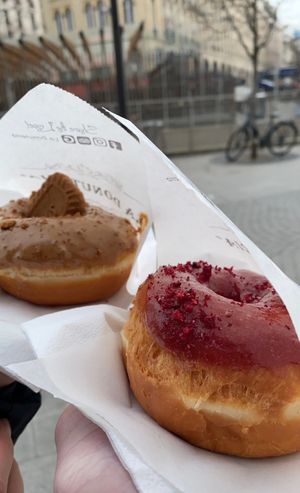   at La Donuteria in Paris
