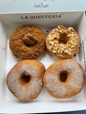   at La Donuteria in Paris
